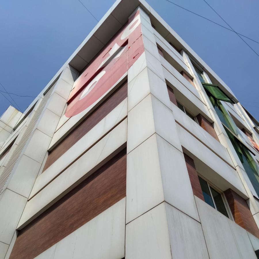 Hotel Everest Navi Mumbai Exterior photo