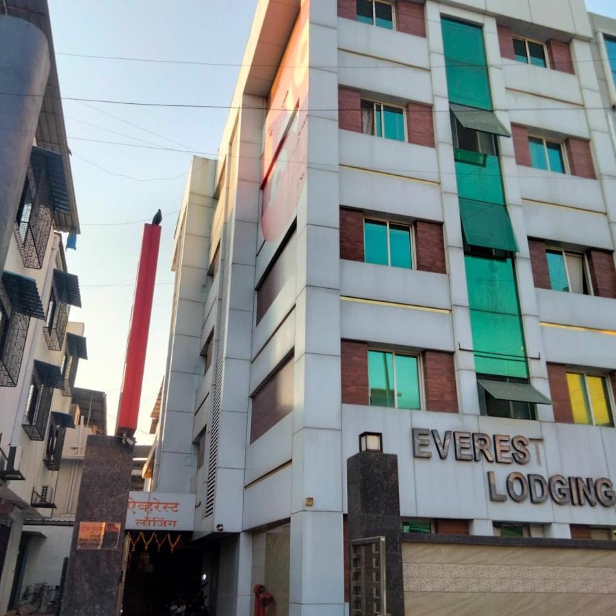Hotel Everest Navi Mumbai Exterior photo